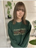 ベージュカラー×ミディアム|栄