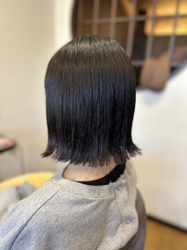 ヘアモード 美結(hair-mode) 外ハネ/切りっぱなしボブ/くびれレイヤー/ガーリー