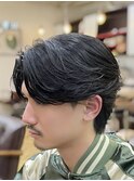 襟足ありセンターパートウルフフェザーパーマニュアンスパーマ