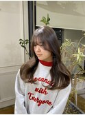 オリーブベージュグレージュレイヤカット顔周りレイヤー