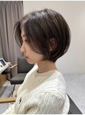 イメチェン/ホワイトブロンド/外ハネボブ/美髪ショート