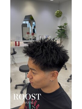 ルースト 原宿店(ROOST) 刈り上げセンターパート/波巻きツイストスパイラル/原宿