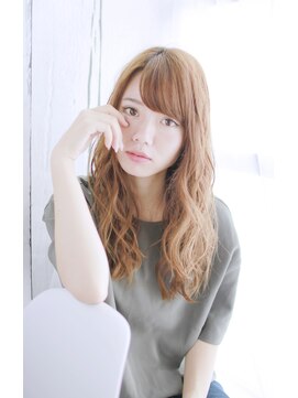 リゾートサロンM 新宿東口(Resortsalon M by valore) Resortsalon M【新宿東口店】ツヤ感ゆるカワミックスカール