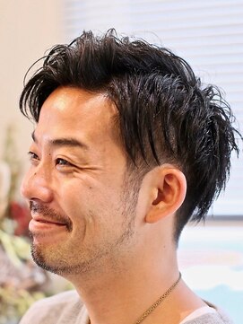 リビーチ ヘア リゾート 赤羽(Rebeach HAIR RESORT) 【赤羽リビーチ】２ブロック×サイドパートショートレイヤー