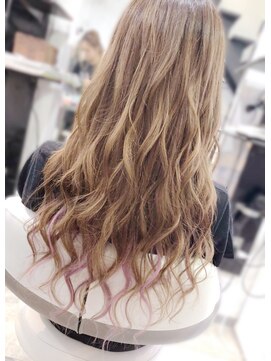 トゥエンティーフォー(24) 毛先イメチェン★最新エクステで春カラー