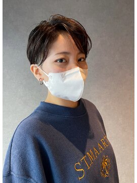 イトシテ 刈り上げショート【本多身和子】