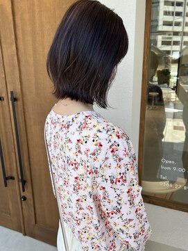 ヒイロ(hiilo.) 【hiilo.】大人の透明感/暗髪/くびれボブ