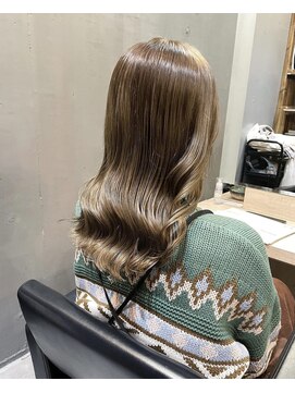 パム 恵比寿(PAM.) ベージュカラーロング