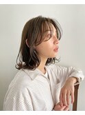 くびれレイヤー　外ハネボブ　ミディアムレイヤー
