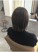 モカベージュ