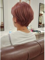 ピンクベージュ