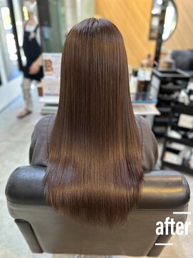 アキコ(AKIko) アルカリ酸熱トリートメントで更に艶髪へ20代/30代/40代