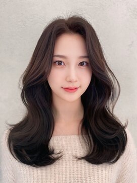 コア 梅田茶屋町店(Core) 髪質改善 艶髪 愛され 韓国風 前髪カット 小顔　梅田