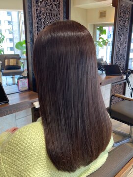 ヘアリゾート粋 ティガ 池袋店(tiga) ダークブラウン/丸みロング