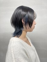 イロハ(IROHA)&nbsp;中性ウルフ×ブルーインナーカラー