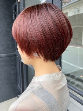 カムジーヘッドカミノウラ(COMEGHEAD KAMINOURA) 上乃裏ショートボブくびれショートイルミナカラー顔周りレイヤー