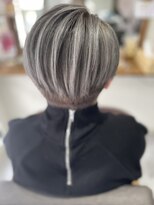 スピラ アサヒガオカ(SPiRA ASAHIGAOKA) シルバー系シャドールーツ