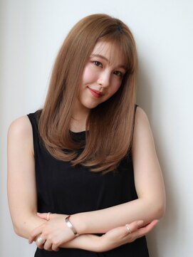 ヴィヴィ(VIVIE) 大人ガーリー似合わせミディアムレイヤーカットダークアッシュ