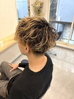 イサ(ISA.) ブリーチパーマ