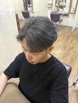 イタクラ 赤道店 (ITAKURA)&nbsp;メンズカット/センターパート/毛流れ/ダブルカラー/グレージュ