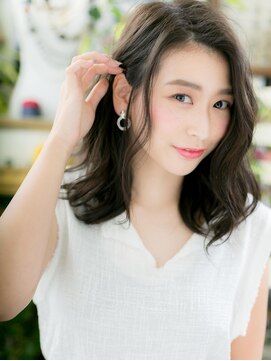 カバーヘア ブリス 戸田公園西口店(COVER HAIR bliss) *bliss戸田公園*かきあげ色っぽい…くせ毛風大人ロブスタイルa