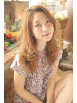 オハナ(ohana) 【ohana/表参道】 洗いざらしで決まるゆるふわワンサイドミディ