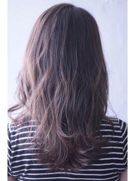 エヌドット 高井田(n.) 20代30代・ミディアムレイヤー×Addicthy Color