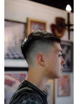 キルソル(KIRUSORU1058) スキンフェード × クロップスタイル