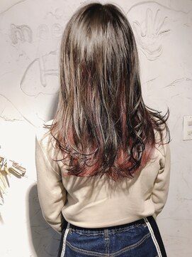 ナナカバイミーツハンド(nana.ca by meetsHAND) インナーカラーピンク × アッシュグレージュ