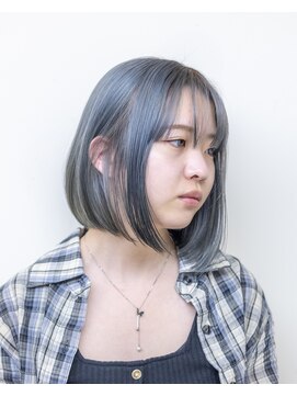 ルプラ ガーデン(le-pla garden) ブルーシルバー#切りっぱなし#ボブ#ダブルカラー#ブリーチ#豊橋