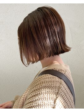 ヘアーブリーズ(hair breeze) 小顔効果◎透明感ベージュカラー×大人かわいい切りっぱなしボブ