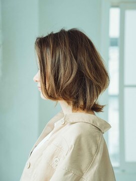 カラーサロンビスカリア 相模原エリア 淵野辺駅店(Color salon Biscaria) くびれミディ