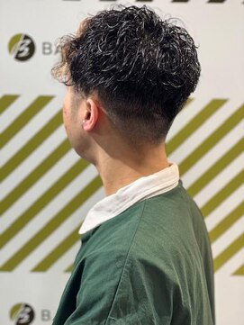 バーバーバー 四谷(BARBER-BAR) 大人のパーマスタイル