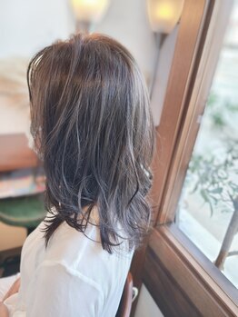 キートス ヘアーライフクリエイター(kiitos hair life creator)の写真/【大人女性に優しい】高密着・高浸透カラー『terra』パワフルな色艶と色持ち◎いつまでも美しさ健康さを♪