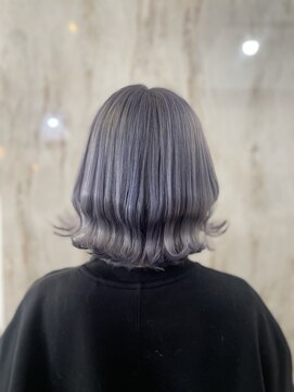 ラビス(Lovis) ミディアム/暗めカラー/デザインカラー/フェイスフレーミング