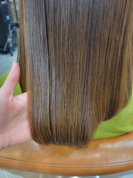 オーストヘアーベンヌ(Aust hair Bennu) 酸性ストレート