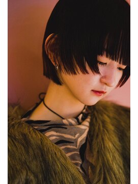 ヤー(YA) ステップボブ