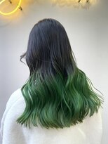 アジールヘア 北千住駅西口店(agir hair)&nbsp;オリーブグリーングラデーションカラー  韓国ヘア 北千住 Y2K