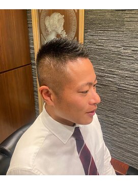 ワイズバーバー ギンザ  神田御茶ノ水店(Y's BarBer GINZA) ビジネスショート<理容室>
