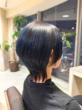ヘアリゾート粋 ティガ 池袋店(tiga) ウルフカット/ブルー