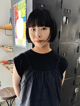 ヘアーアイストゥーレ(HAIR ICI TRE) ボブ ミニボブ コンパクトボブ 黒髪 担当熊倉