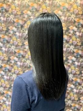 ニイ(Nii.) 【髪質改善】セミロング艶髪スタイル