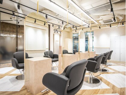 エイト ホワイト 札幌駅前店(EIGHT white)の写真