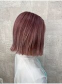 ピンクベージュ
