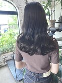 オリーブグレージュ