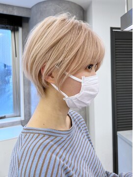 アンドソー 池袋(&so.) ハイトーンカラー/ホワイトブロンド/ショートカット/池袋