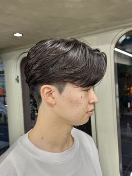 ニコ トウキョウ ロジック(nico TOKYO Logic) メンズセンターパートウルフセンターパートニュアンスパーマ襟足