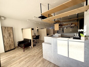 E'cxia 【エクシア】