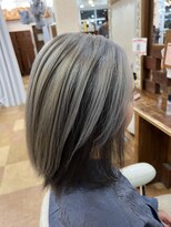 グランアージュ 池袋東口店(grandage)&nbsp;光と動きで魅せる大人の立体感アンブレラカラー