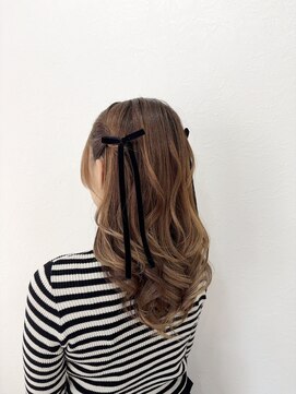 髪飾りとヘアセット専門店 hair bijou【ヘアビジュー】 巻き髪ヘア